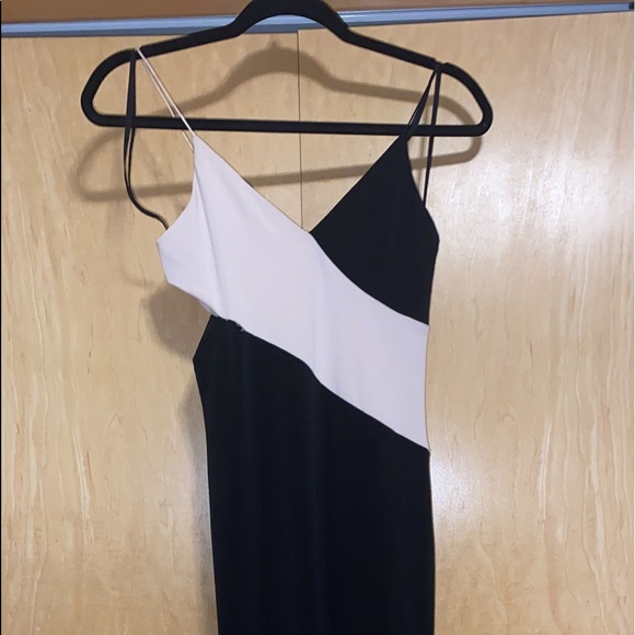 Aurora Colorblock Fitted Midi Dress w/ Cutouts - Picture 4 of 11